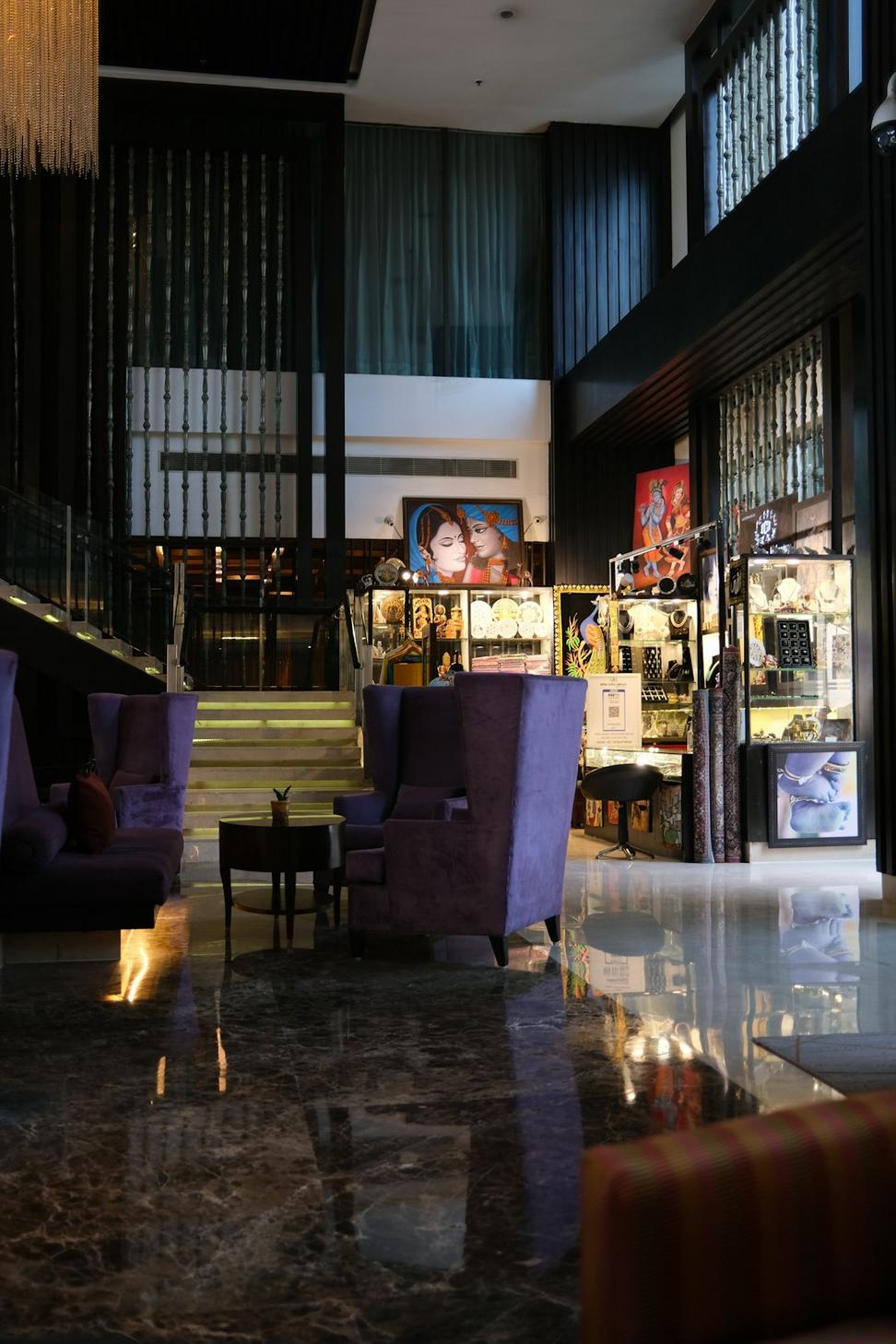 Hotel Lounge
